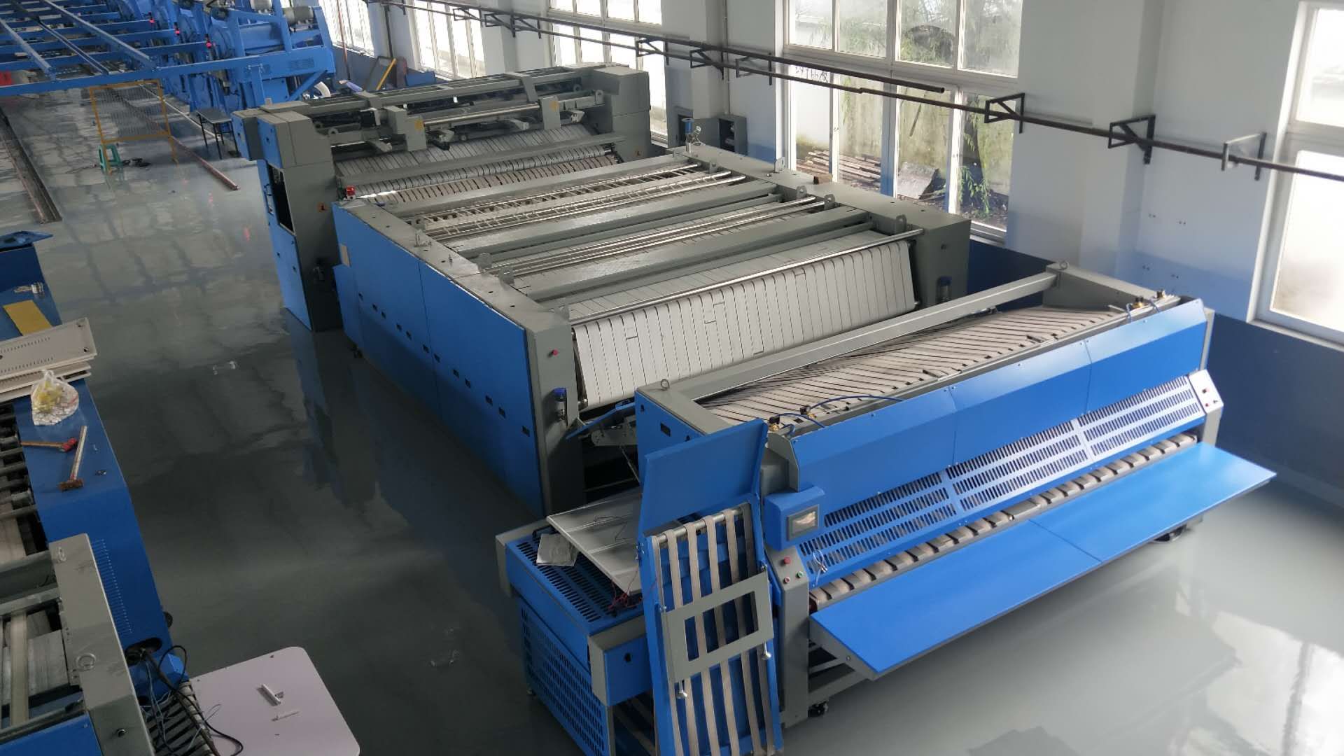 燙平機多少錢(qián)一臺